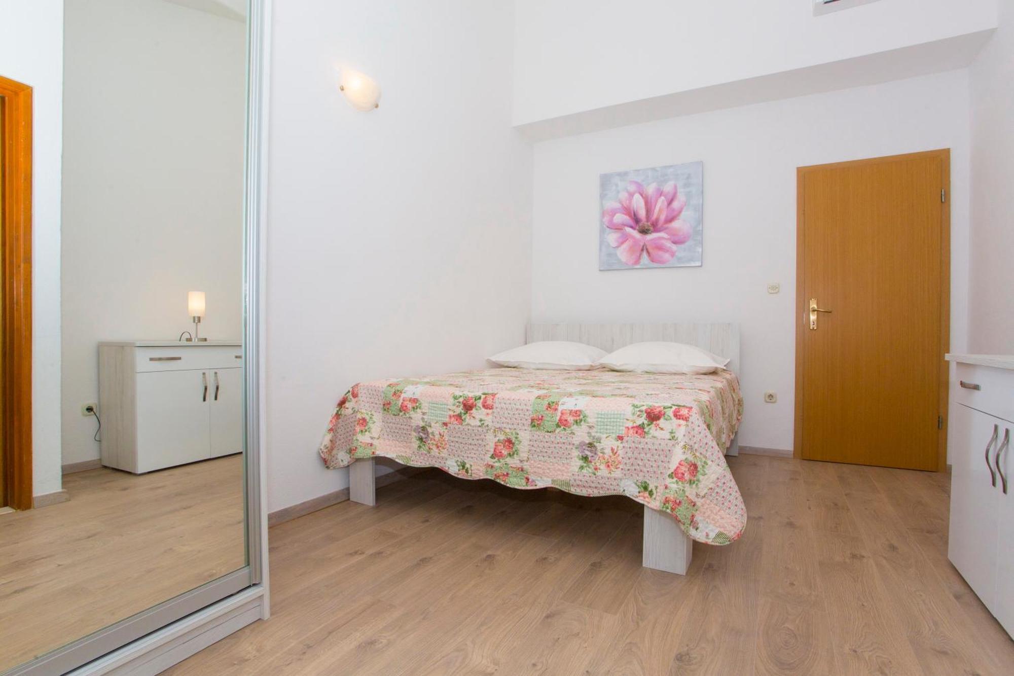 מאקרסקה Apartments Dundic מראה חיצוני תמונה