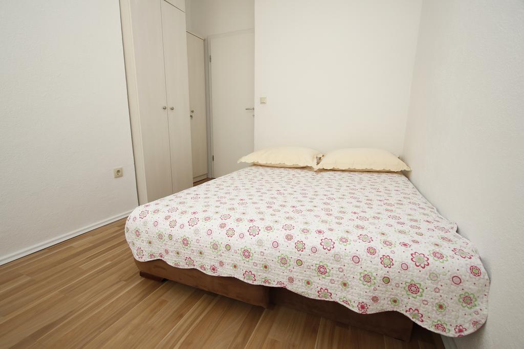 מאקרסקה Apartments Dundic מראה חיצוני תמונה