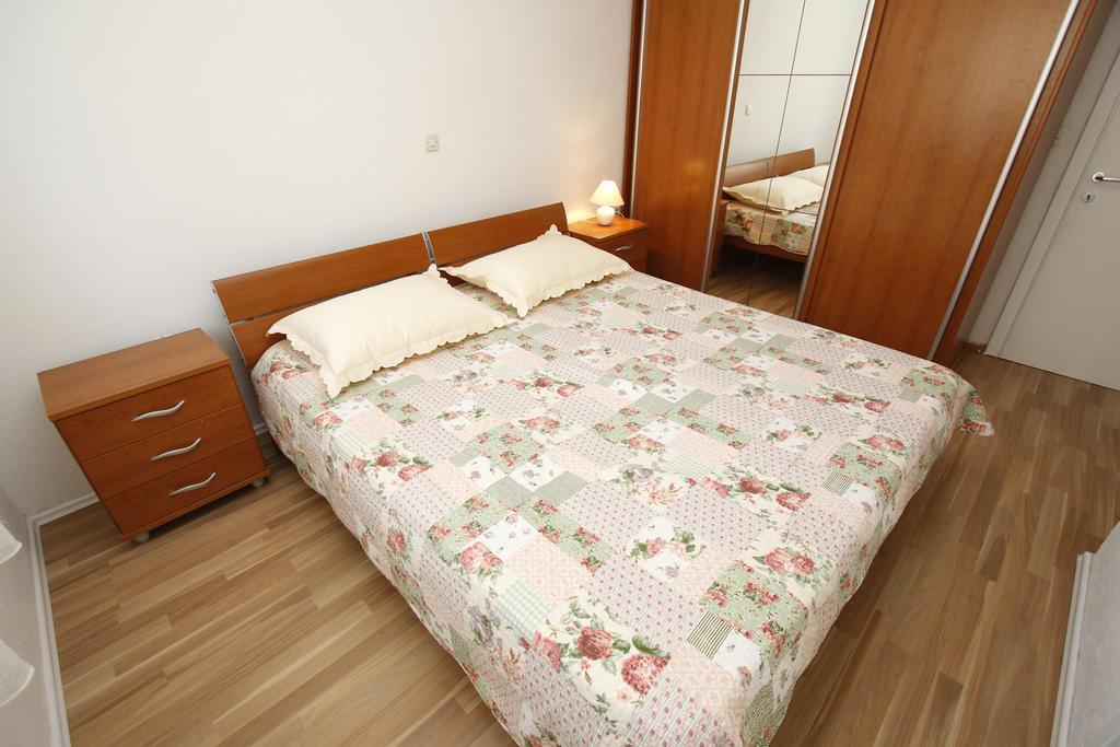 מאקרסקה Apartments Dundic מראה חיצוני תמונה