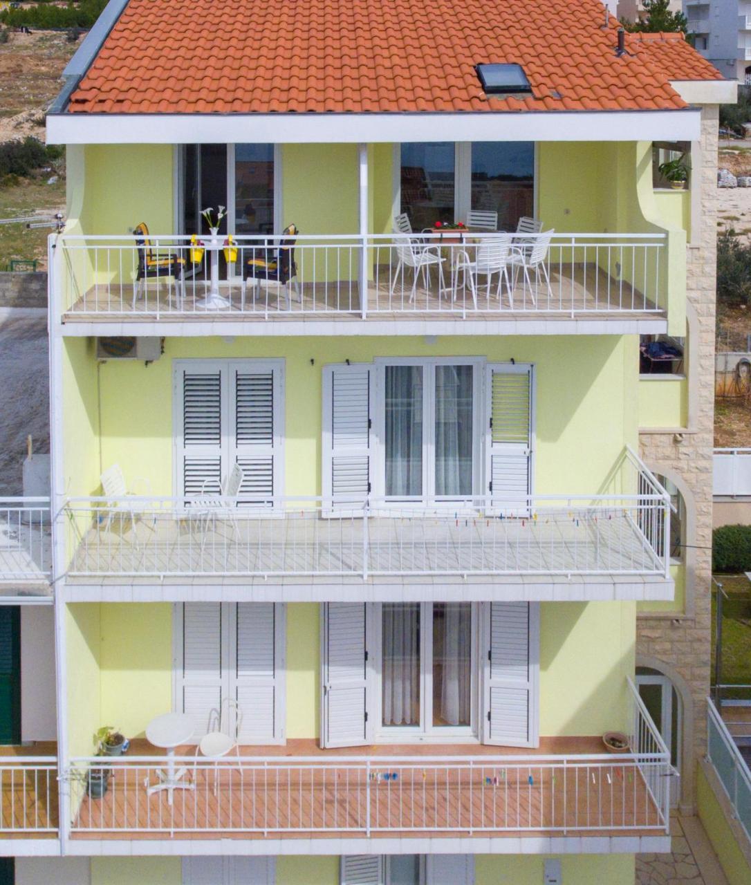 מאקרסקה Apartments Dundic מראה חיצוני תמונה
